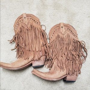 Corral fringe boots